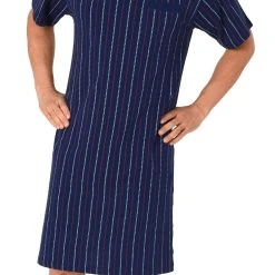Normann Pyjama Herren Kurzarm Nachthemd In Edler Streifenoptik - Auch In Übergrössen - 122 111 90 650 -Zimmerli Geschäft 228b927a 1cdf 5791 a3ec 5858e56a9449 scaled