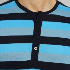 TOM TAILOR Pyjama TOM TAILOR Herren Pyjama Blau Quergestreift (1 Tlg) -Zimmerli Geschäft 63615ff3 1055 5407 ab4a 10b67bcc0455 scaled