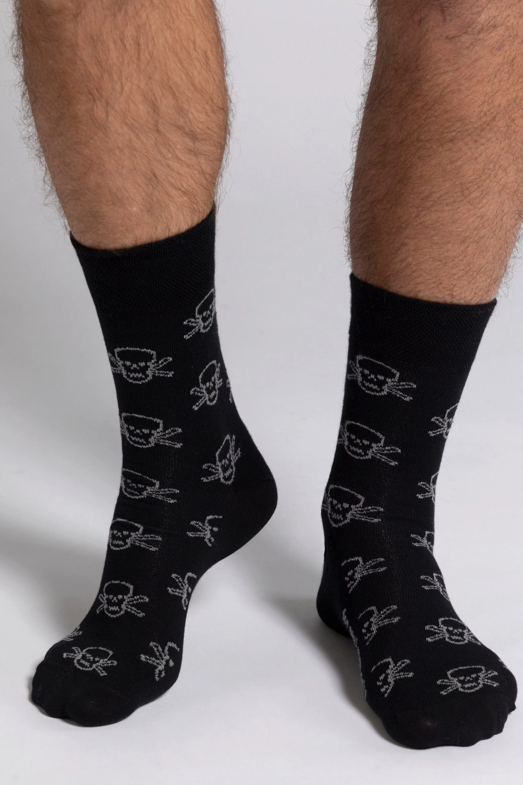 JP1880 Basicsocken JP1880 Socken 2er Pack Totenkopf Komfortbündchen 7 JP1880 Basicsocken JP1880 Socken 2er Pack Totenkopf Komfortbündchen – Bild 5