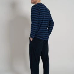 CECEBA Pyjama CECEBA Herren Pyjama Blau Quergestreift (1 Tlg) 8 CECEBA Pyjama CECEBA Herren Pyjama Blau Quergestreift (1 Tlg) -Zimmerli Geschäft c60f9e38 4894 53f2 9619 0351656048c2 scaled