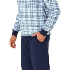 Normann Pyjama Normann Herren Langarm Schlafanzug Mit Bündchen Aus Jersey Und Karierten Pyjama Oberteil 8 Normann Pyjama Normann Herren Langarm Schlafanzug Mit Bündchen Aus Jersey Und Karierten Pyjama Oberteil -Zimmerli Geschäft e466a195 788c 5c7a be6f 3158c771a3d6 scaled